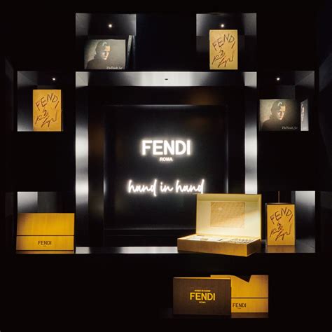 fendi 日本